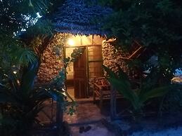 Bahari Pizza Restaurant and Bungalows