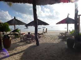 Bahari Pizza Restaurant and Bungalows