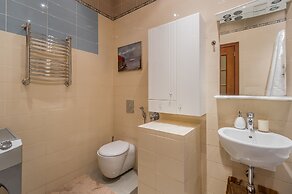 GM Apartment Serafimovicha 2
