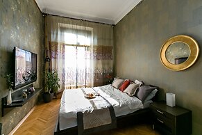 GM Apartment Serafimovicha 2-415