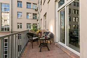 GM Apartment Serafimovicha 2-415