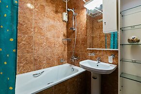 GM Apartment Bolshaya Tatarskaya 30