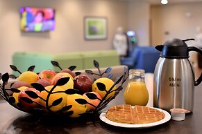 Comfort INN AND Suites