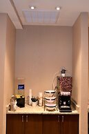 Comfort INN AND Suites