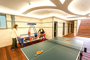 Rhodos Horizon City- Adults only