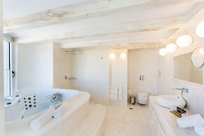 Rhodos Horizon City- Adults only