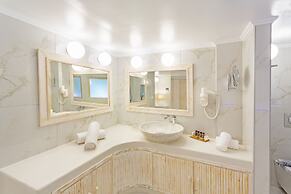 Rhodos Horizon City- Adults only