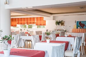 Gerakas Belvedere Hotel & Luxury Suites