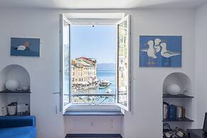 JOIVY La Finestra Sulla Piazzetta a Portofino