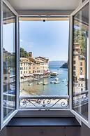 JOIVY La Finestra Sulla Piazzetta a Portofino
