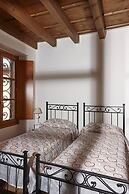 JOIVY Charming Apt Centre of Como