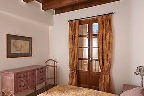 JOIVY Charming Apt Centre of Como