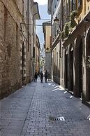 JOIVY Charming Apt Centre of Como