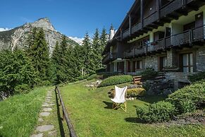 JOIVY Courmayeur Imperial Suite Home Plangorret