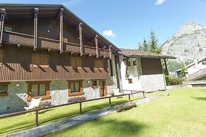 JOIVY Courmayeur Imperial Suite Home Plangorret