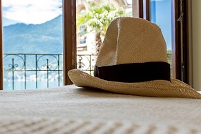 JOIVY Lake Como Waterfall House