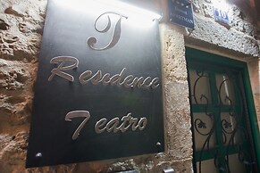 Residence Teatro - Near Cathedral of St James