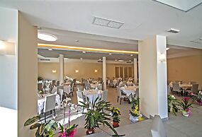 RistHotel Airport