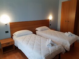 RistHotel Airport