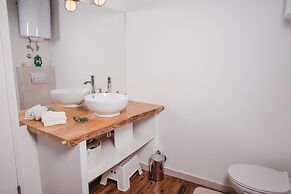 A&E Apartment - Near Cathedral of St James