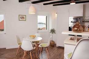 A&E Apartment - Near Cathedral of St James