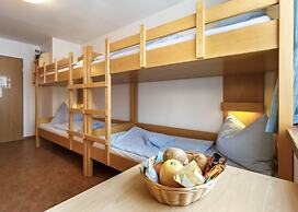 DJH Jugendherberge Oberstdorf-Kornau - Hostel