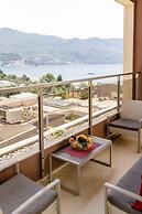 Luxury Harmonia Apartments