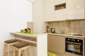 Luxury Harmonia Apartments