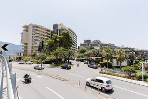Luxury Harmonia Apartments