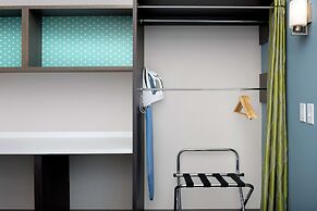 Home2 Suites by Hilton Phoenix Airport South