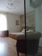 Amico Country House