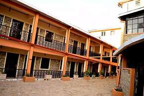 Kibar Mos Hotel and Lodges