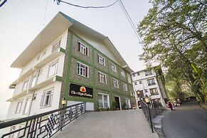 Daizzo Maple Residency