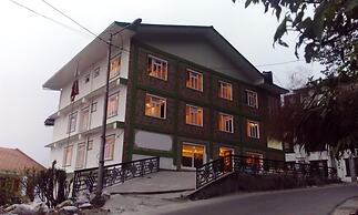 Daizzo Maple Residency