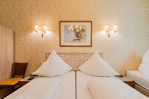 Arbio I Parlamento Rooms