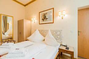 Arbio I Parlamento Rooms