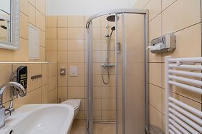 Arbio I Parlamento Rooms