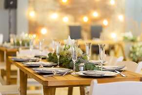 Loskop Valley Lodge and Restaurant