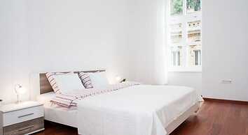 Mezzanine Apartments