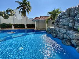 Hotel Playa de Oro