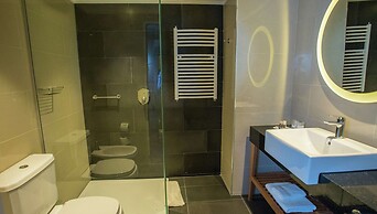 Hampton by Hilton Bariloche