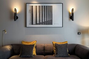 Academias Hotel, Autograph Collection