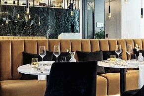 Academias Hotel, Autograph Collection