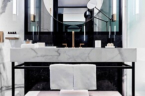 Academias Hotel, Autograph Collection