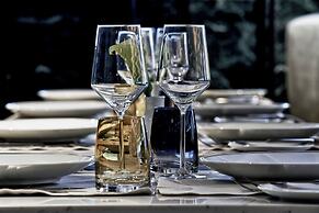 Academias Hotel, Autograph Collection