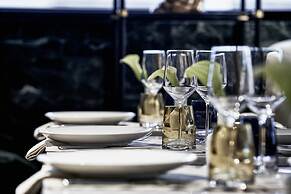 Academias Hotel, Autograph Collection