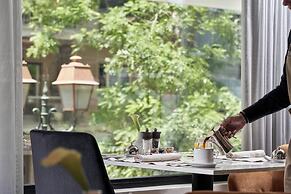 Academias Hotel, Autograph Collection