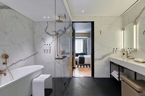 Academias Hotel, Autograph Collection