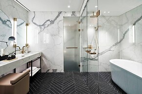 Academias Hotel, Autograph Collection