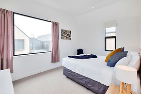 Wonderful Hobsonville Three Bedroom Home